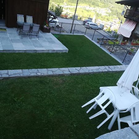 Appartamento Con Vista Chez Mary Roisan Kültér fotó