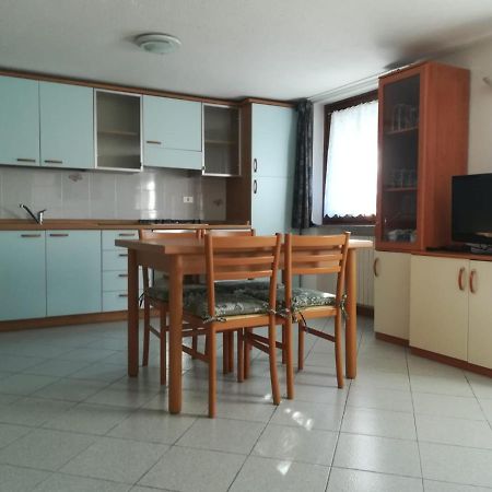 Appartamento Con Vista Chez Mary Roisan Kültér fotó