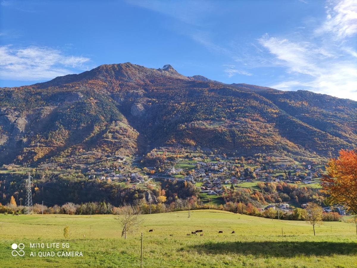 Appartamento Con Vista Chez Mary Roisan Kültér fotó
