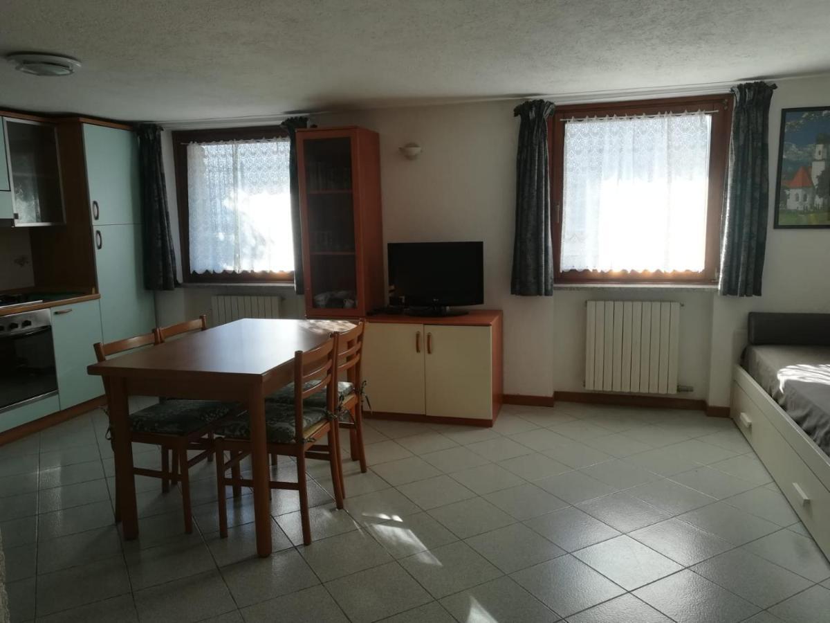 Appartamento Con Vista Chez Mary Roisan Kültér fotó
