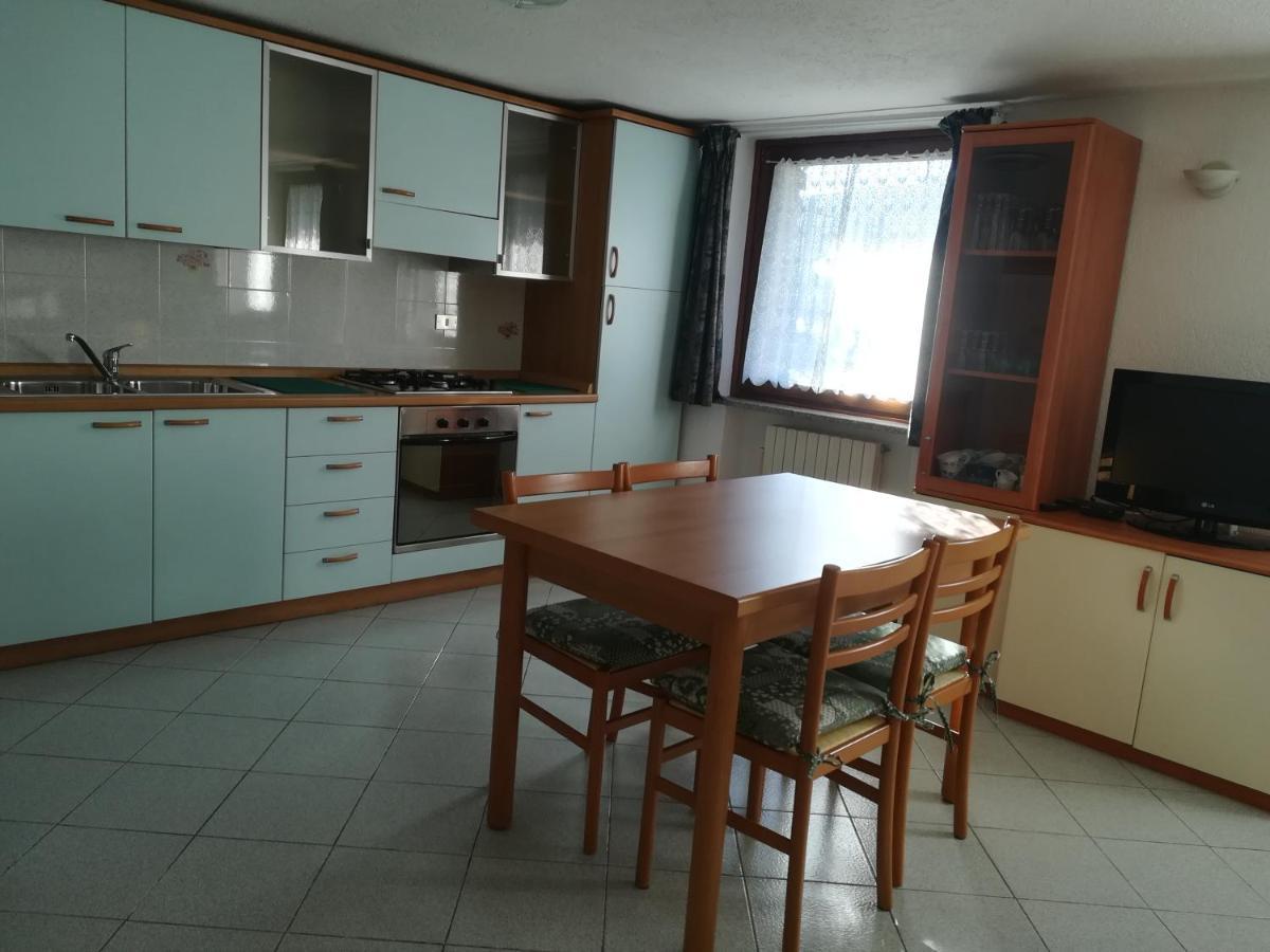 Appartamento Con Vista Chez Mary Roisan Kültér fotó